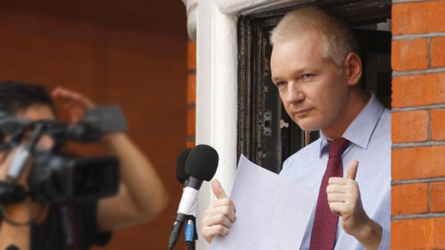 Ecuador contestará esta semana al rechazo de Londres del salvoconducto para Assange