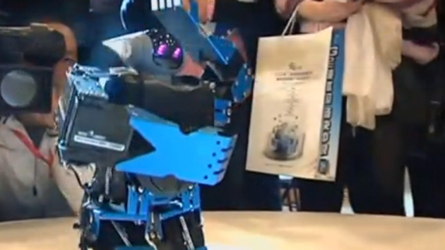 Video: Un robot gana un concurso de baile al ritmo de ’Gangnam Style’