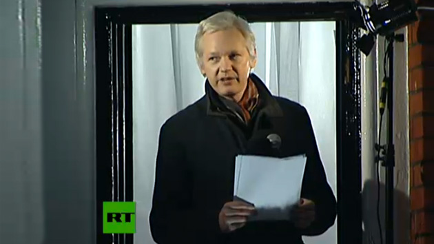 Assange anuncia que WikiLeaks tiene más de un millón de documentos preparados para publicar