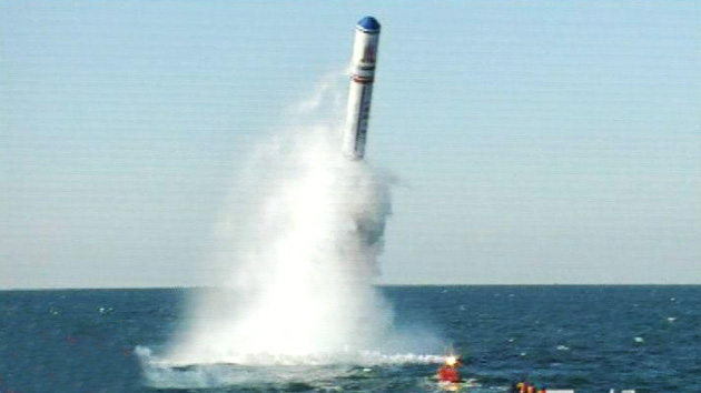 China lanza un misil intercontinental desde un submarino