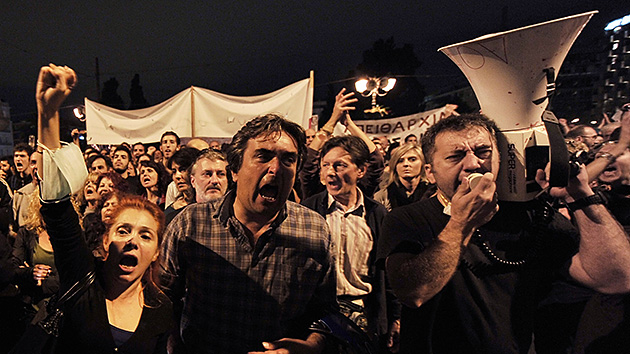 En vivo: Los griegos contra el presupuesto 2013 que les impone el Gobierno