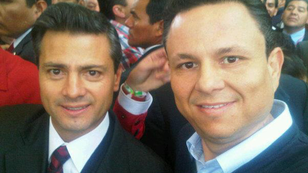 Escándalo en México: publican fotos de Enrique Peña Nieto con un presunto narcotraficante