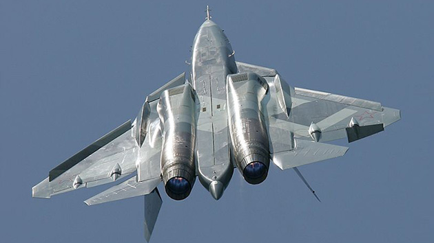 El supercaza ruso T-50 (PAK FA), en fotos