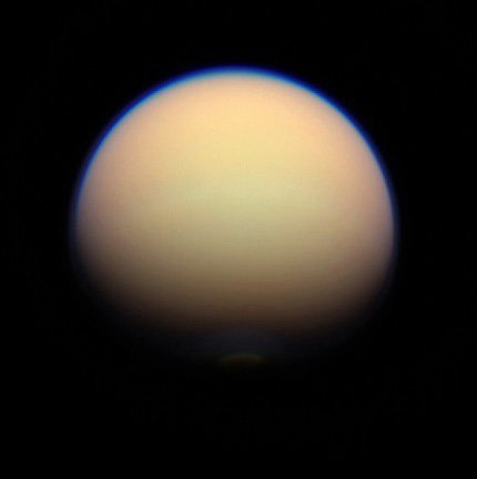 Resultado de imagen de La Gravedad de Titán desvía a la sonda Cassini