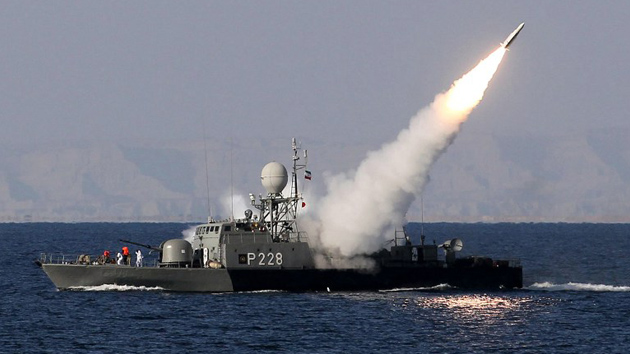 Irán presentará un nuevo buque lanzamisiles